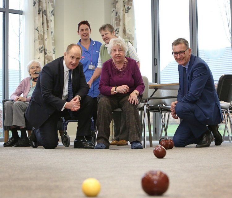 MP Visits Sowery Extra Care